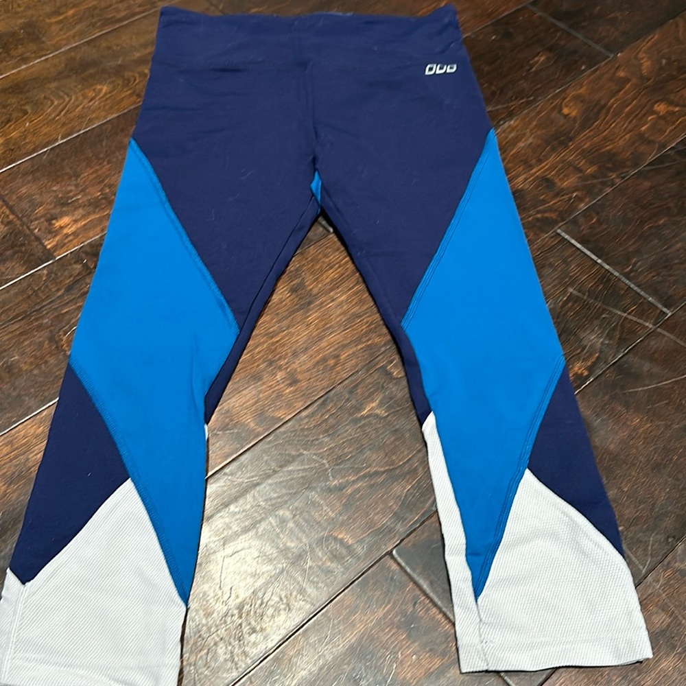 Lorna Jane leggings.